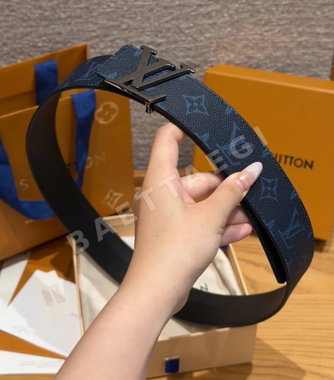 루이비통 이니셜 모노그램 40mm 리버시블 벨트 상세 이미지 4
