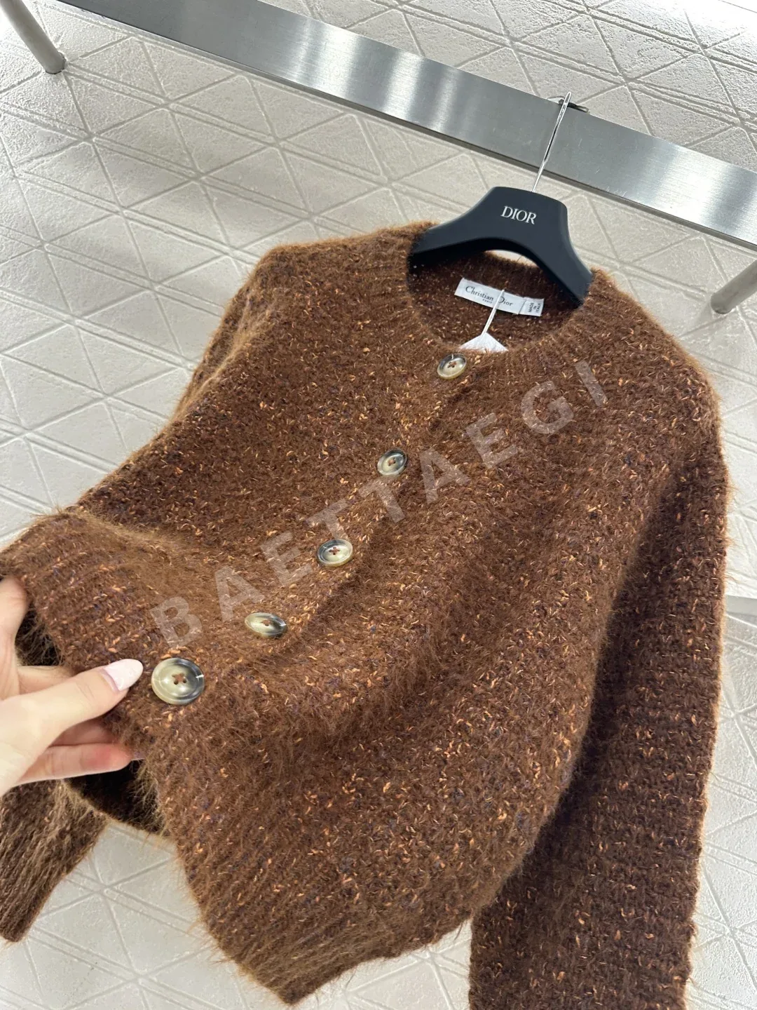 디올 여성 가디건 상세 이미지 7