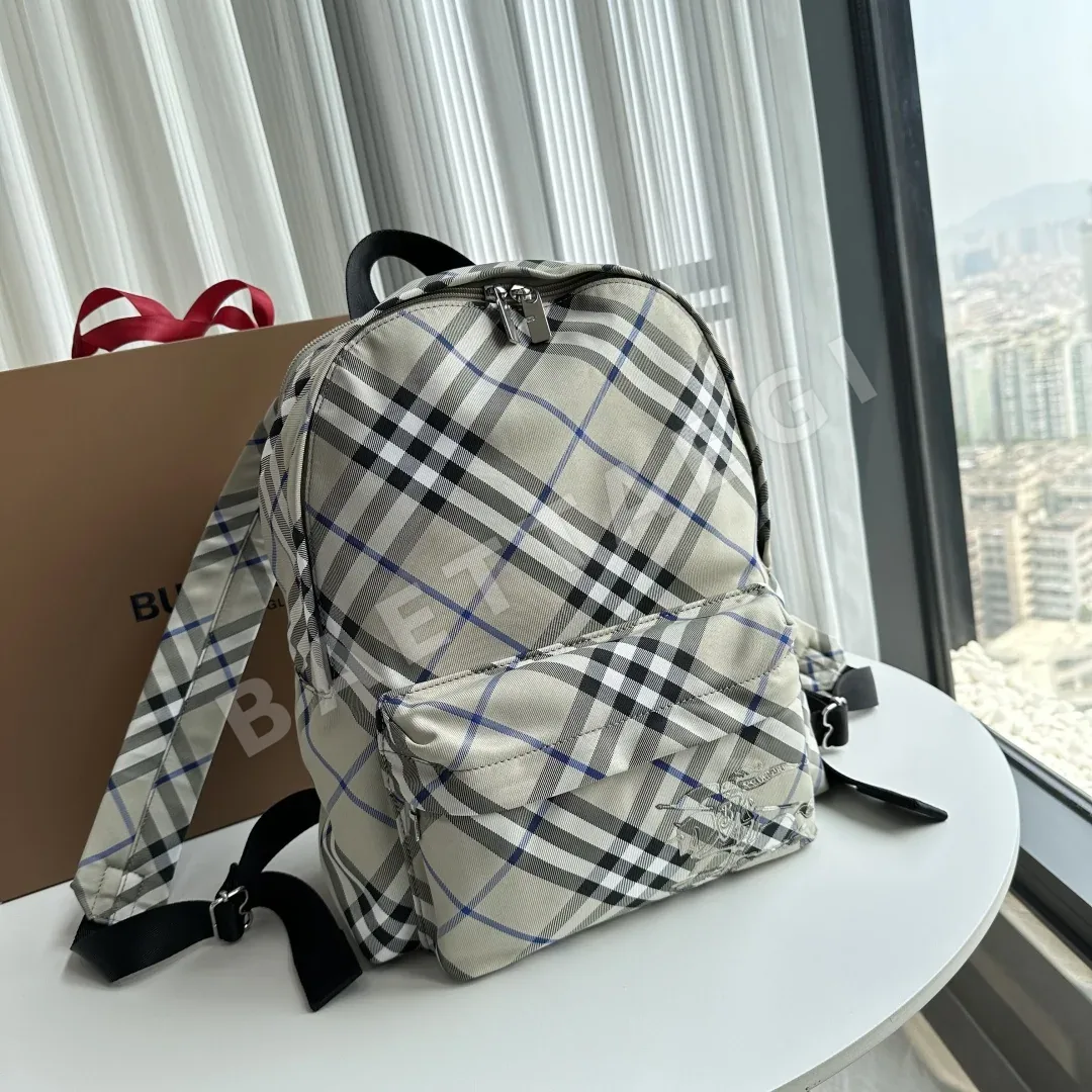 버버리 가방 상세 이미지 2