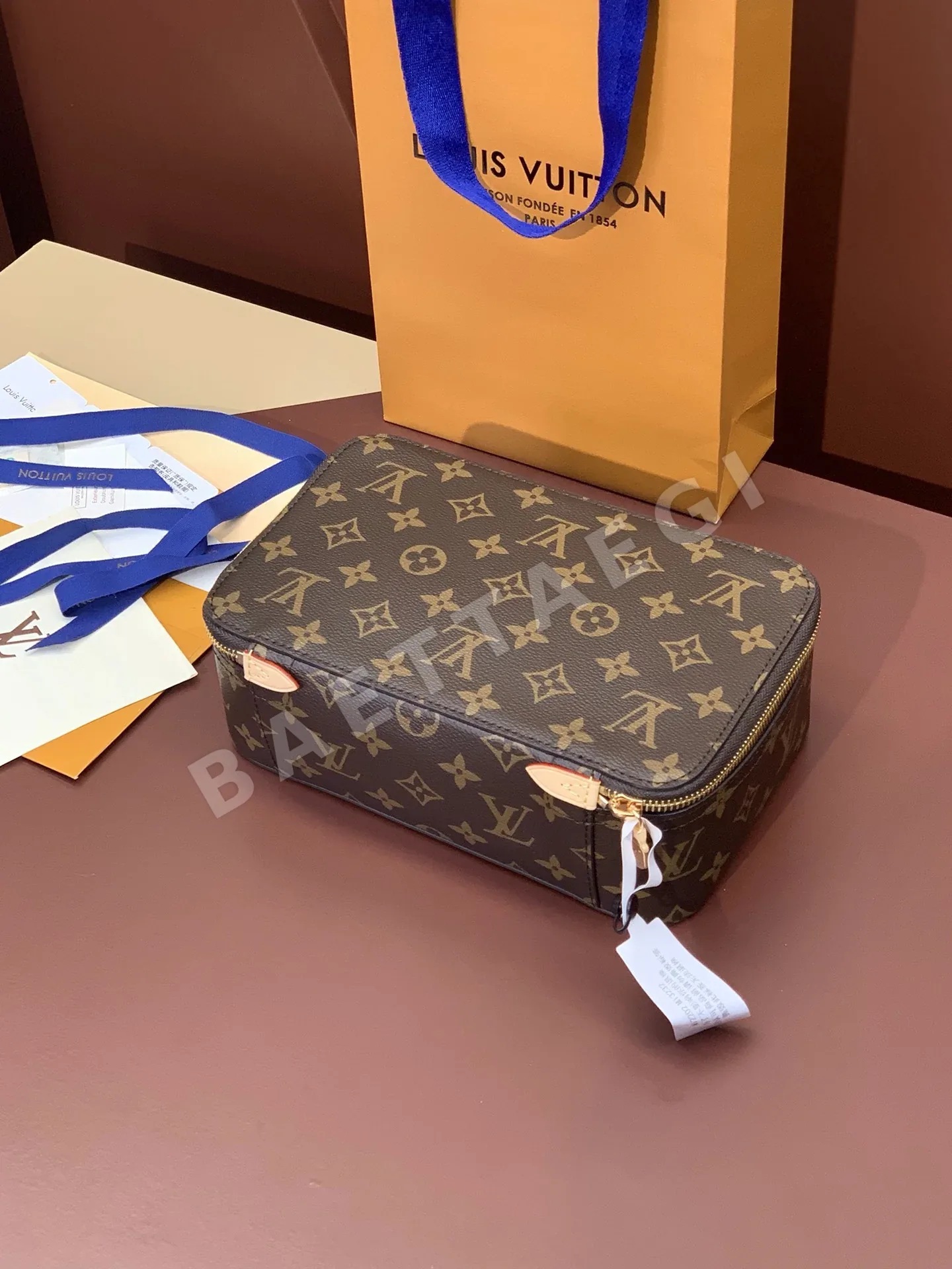 루이비통 M43689 미디엄 모노그램 캔버스 패킹 큐브 세면도구 가방/수납 파우치 상세 이미지 2