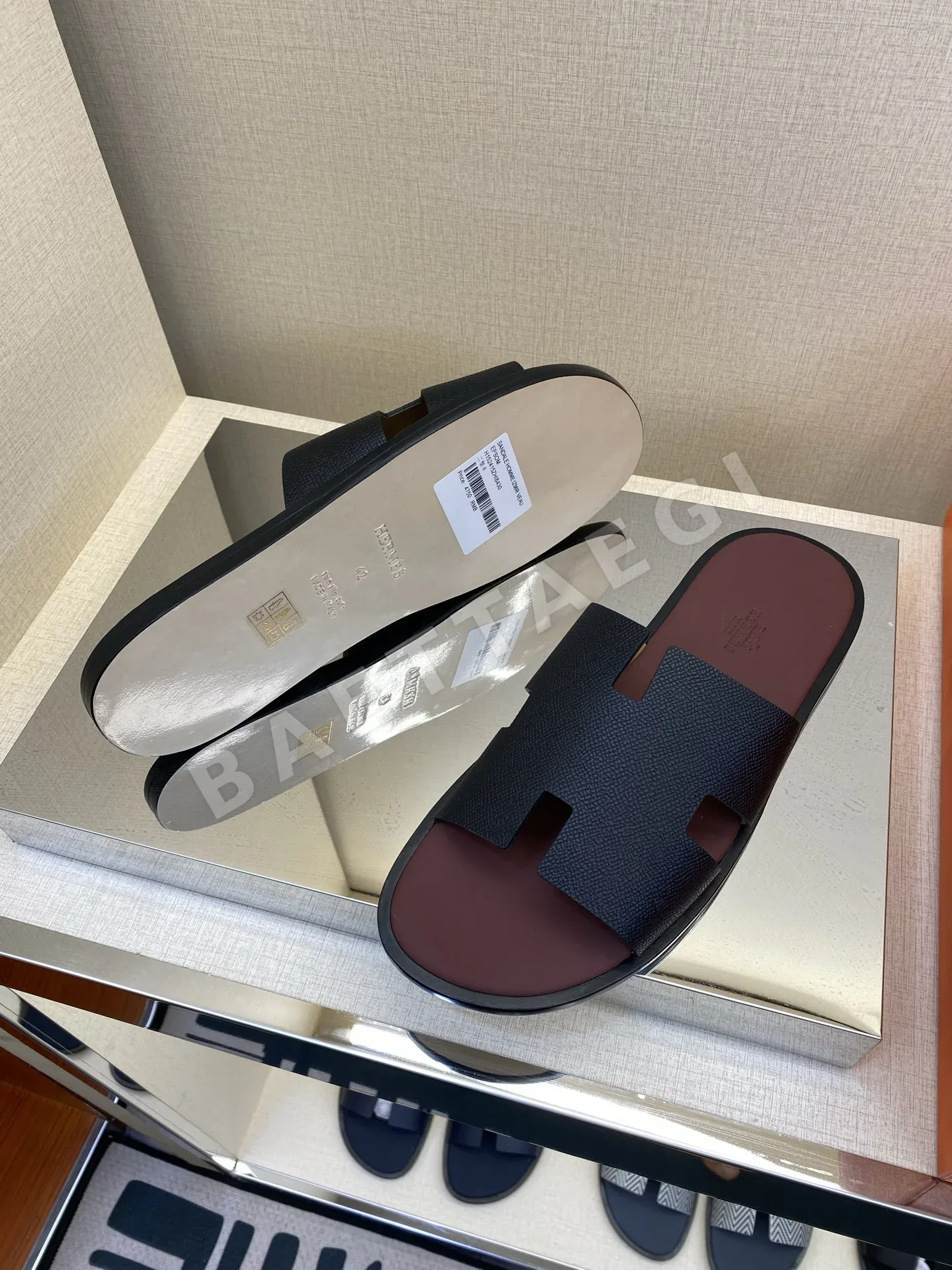 에르메스 네오 슬리퍼 남성 가죽 H 패턴 상세 이미지 9