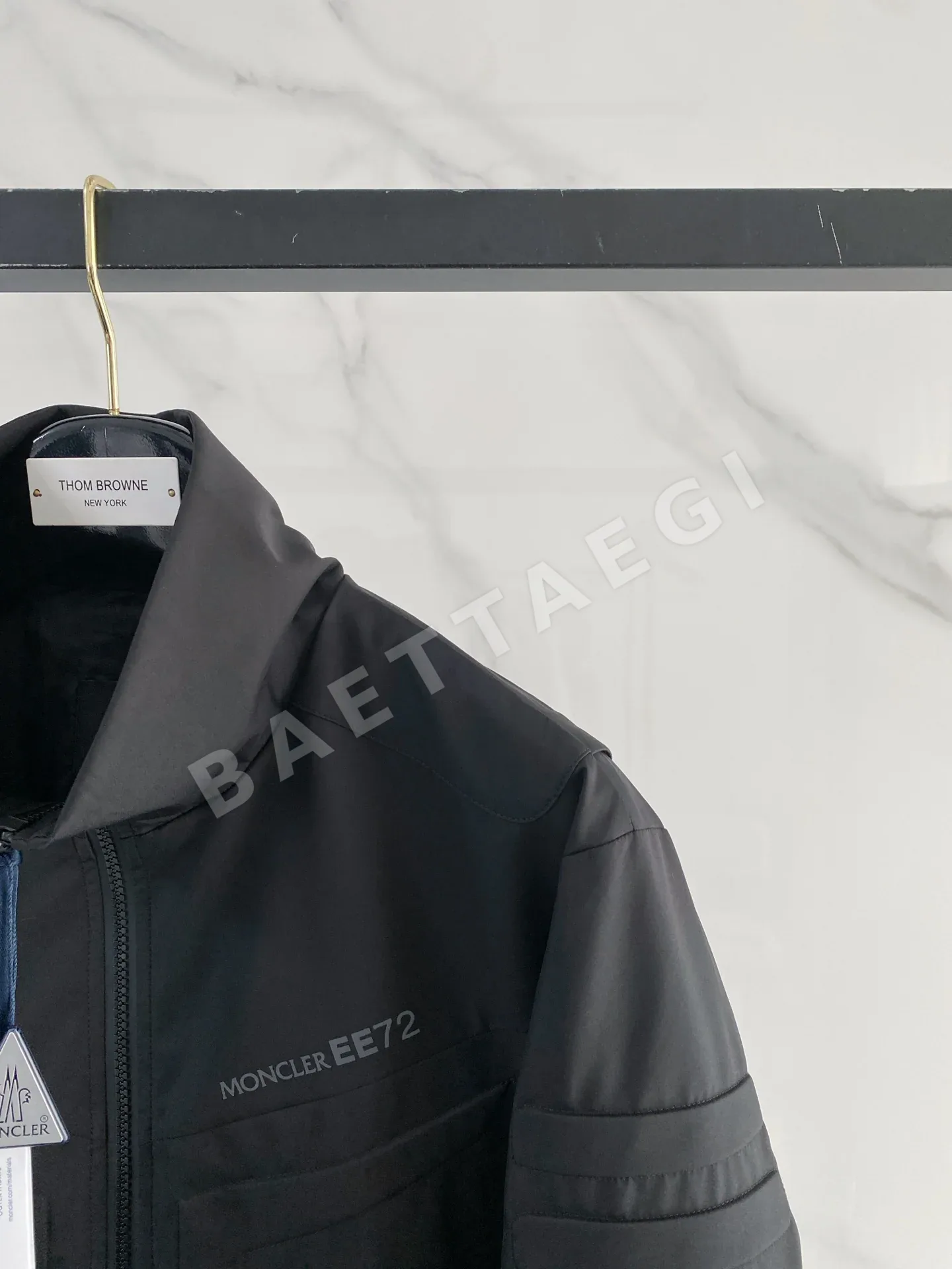 몽클레르 스탠드 카라 남성 자켓 상세 이미지 3