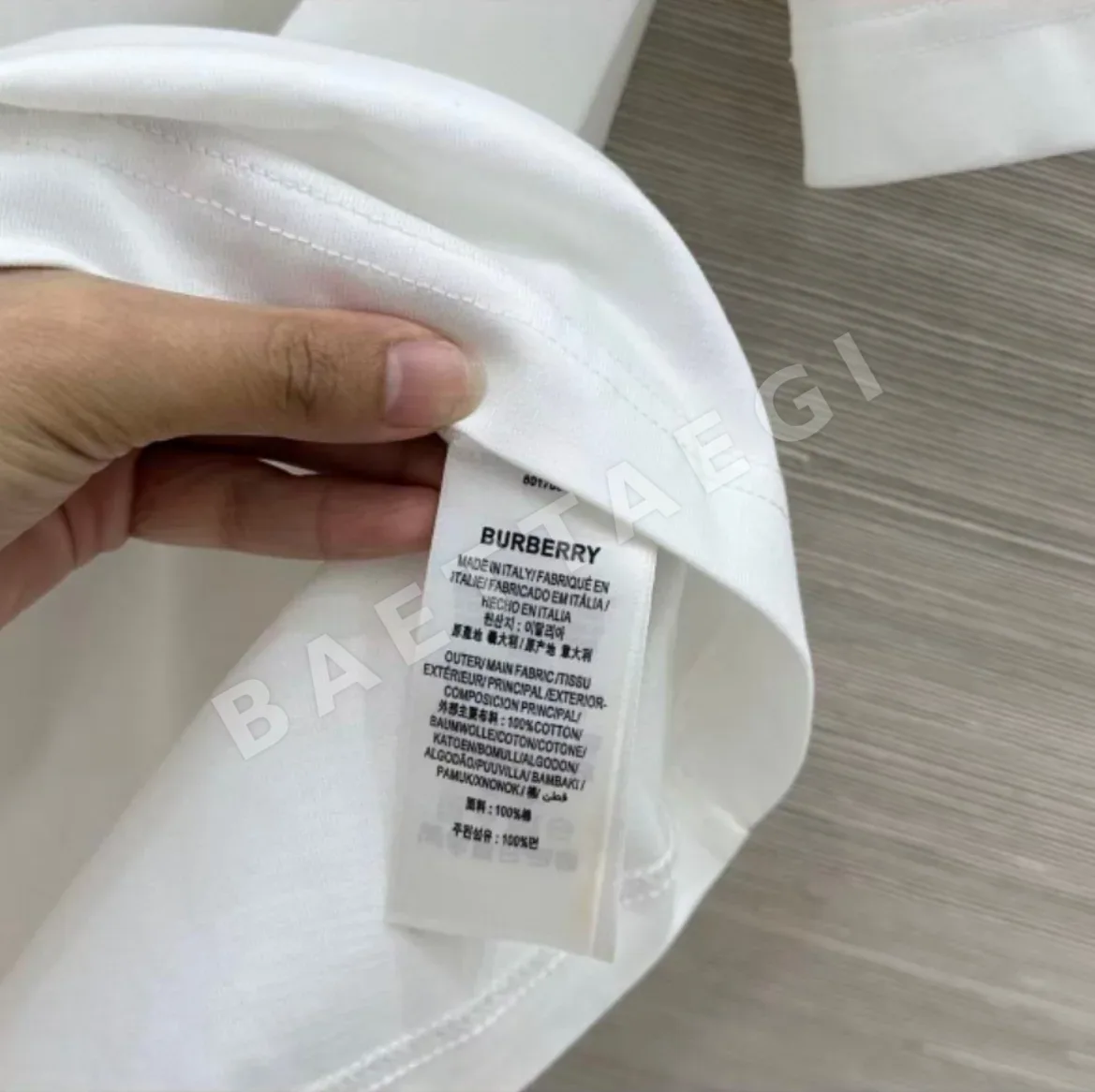 버버리 체크 크로스 스티치 여성 반팔 티셔츠 상세 이미지 8