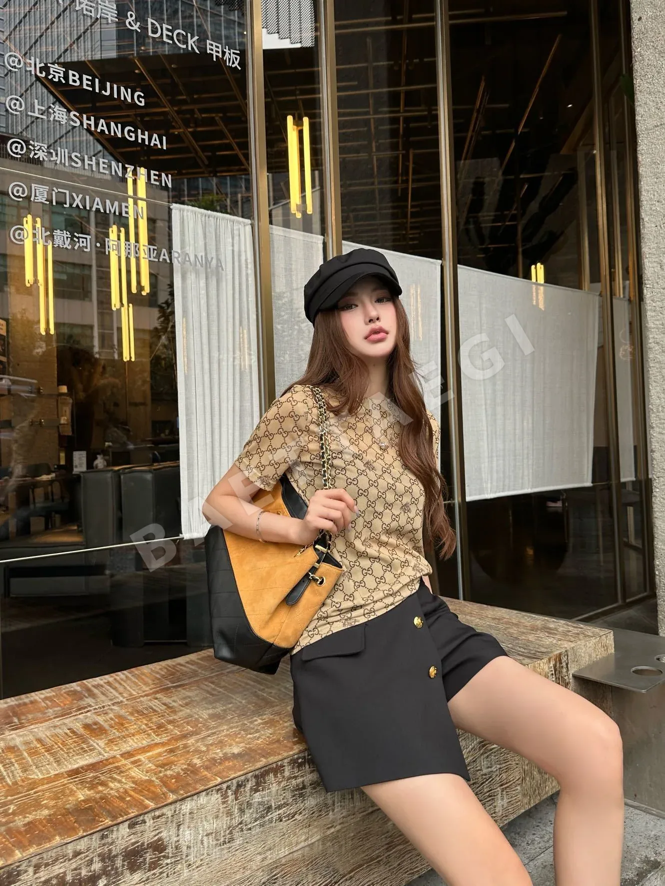 구찌 여성 반팔 91827