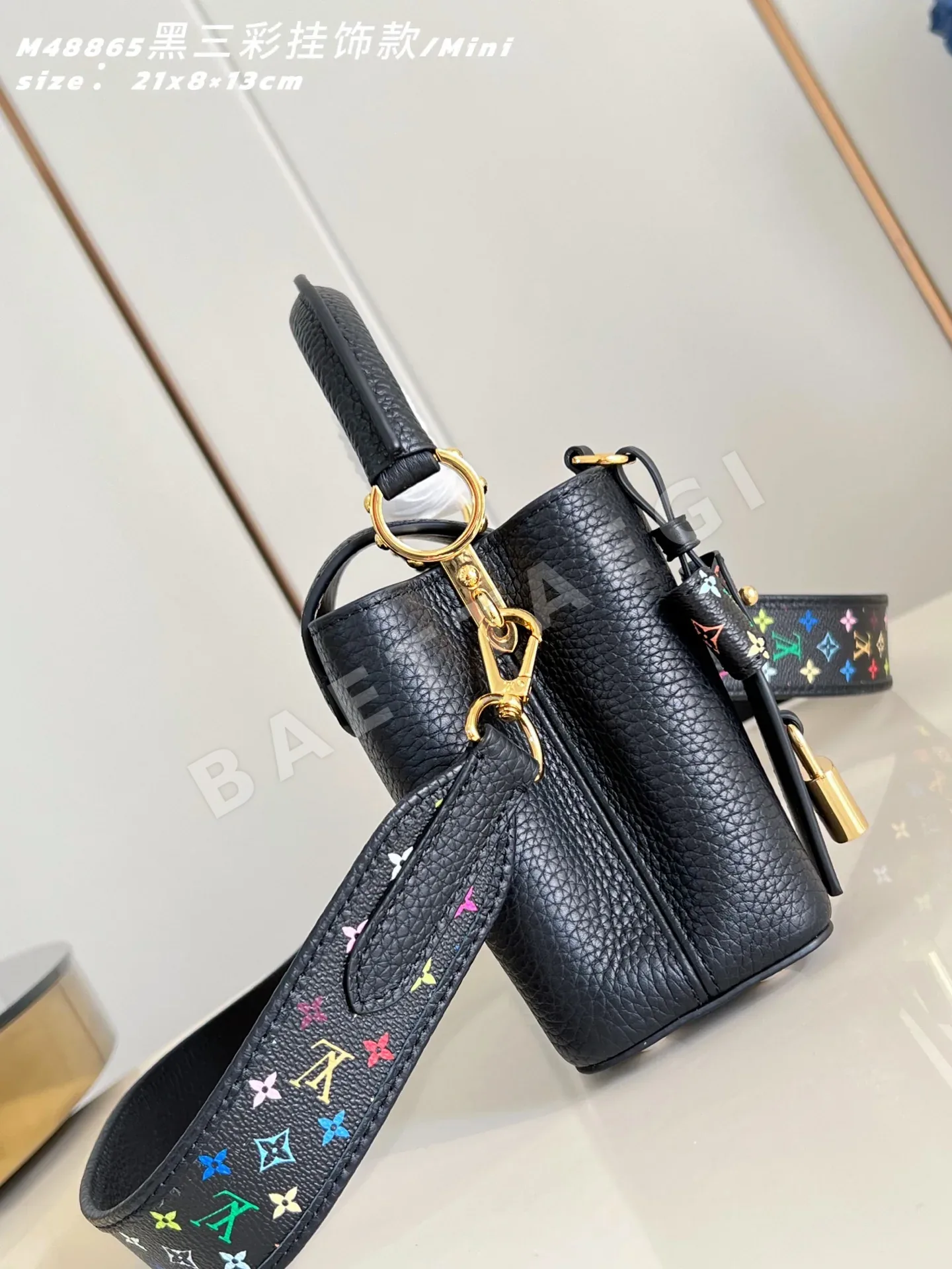 루이비통 카푸신 미니 블랙 핸드백 M48865 상세 이미지 4