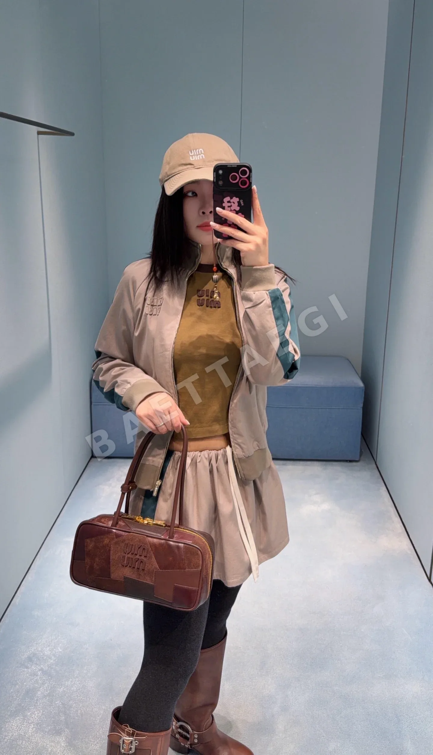 미우미우 카키 로고 집업 재킷 미디 스커트 세트