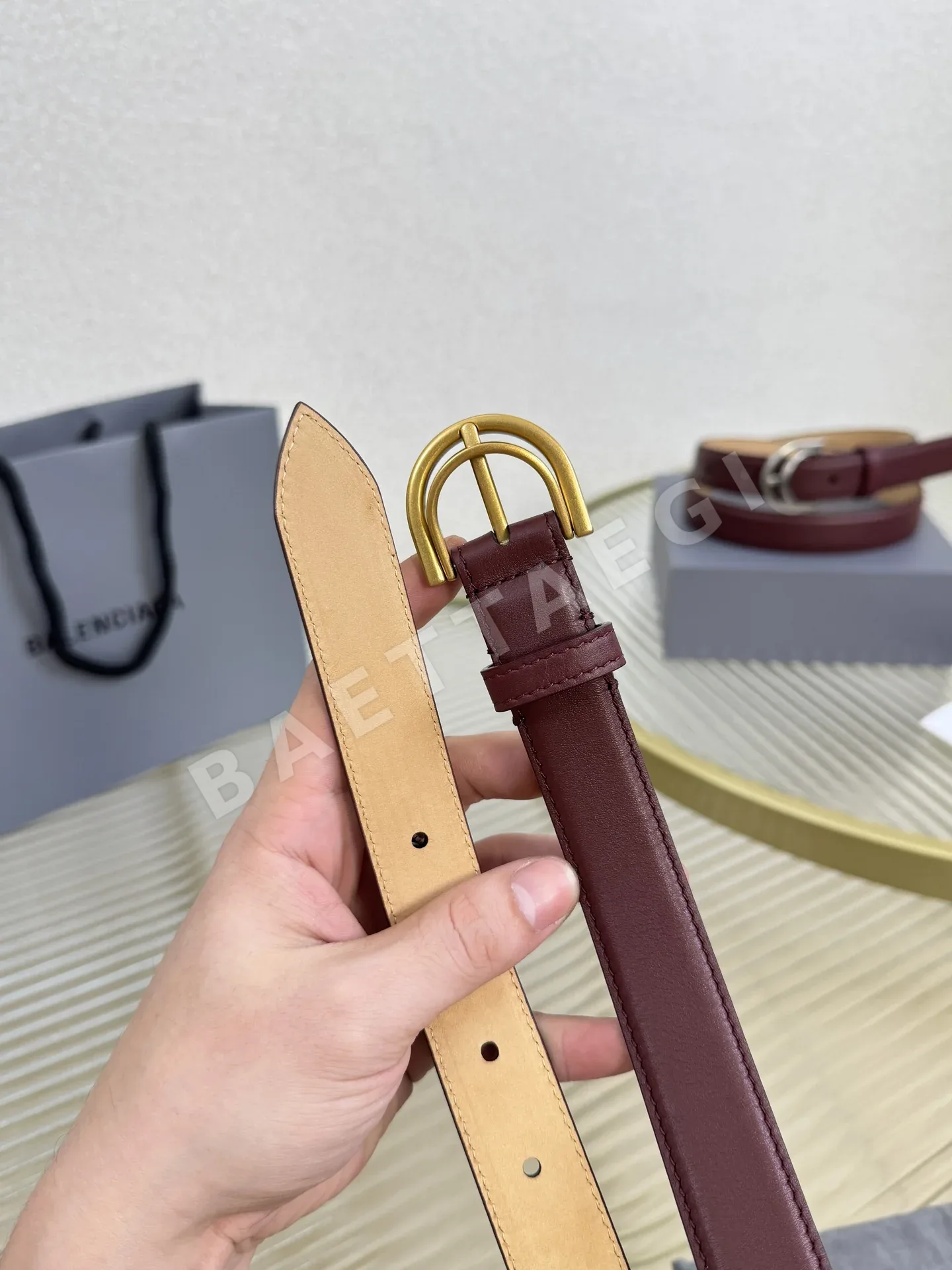 발렌시아가 놋쇠 장식 카프스킨 벨트 상세 이미지 4