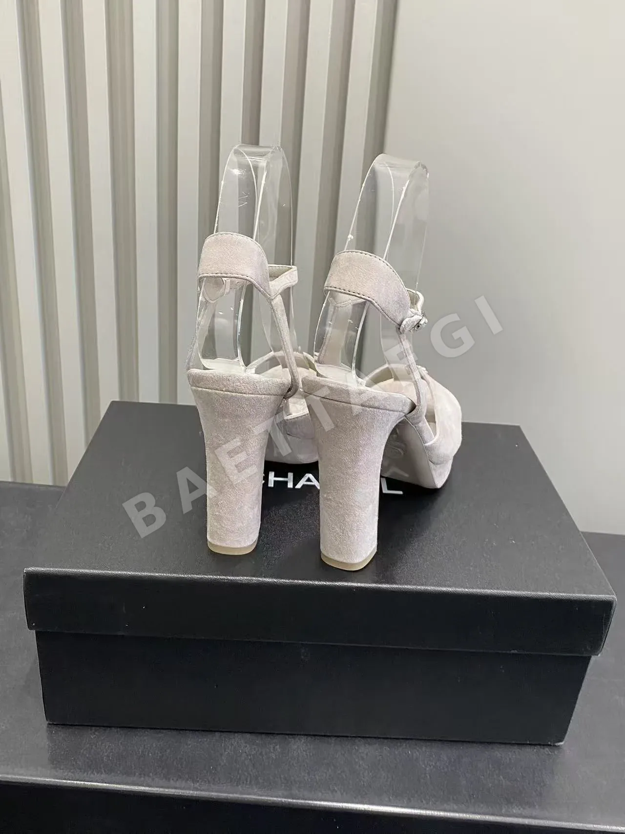 샤넬 청키 플랫폼 샌들 상세 이미지 8