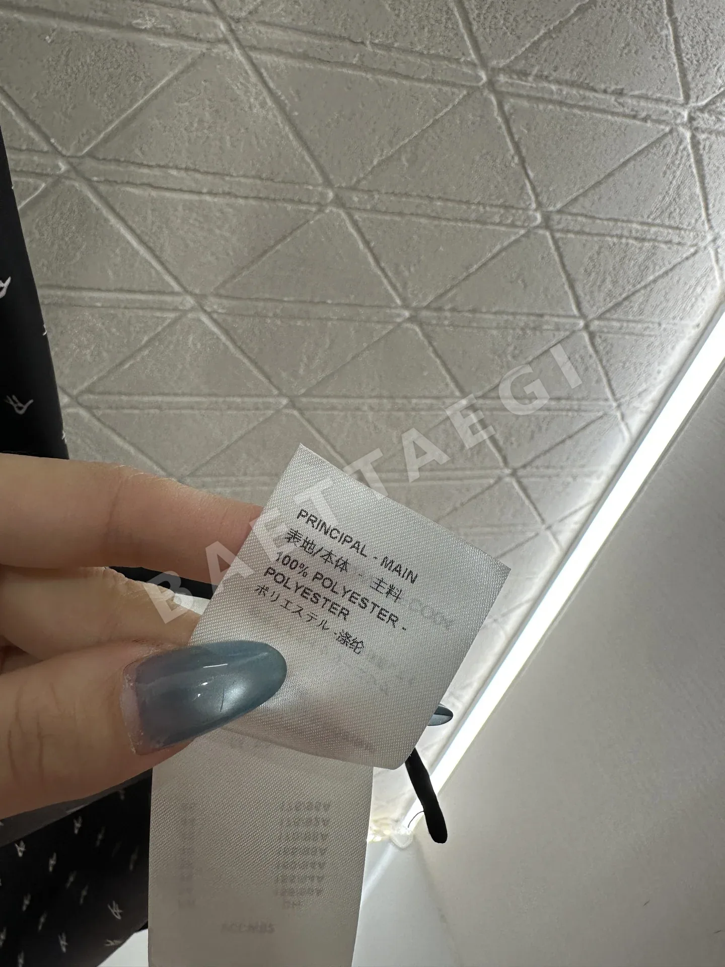 루이비통 로고 프린트 벨트 미디 원피스 반팔 여성의류 5998 상세 이미지 9