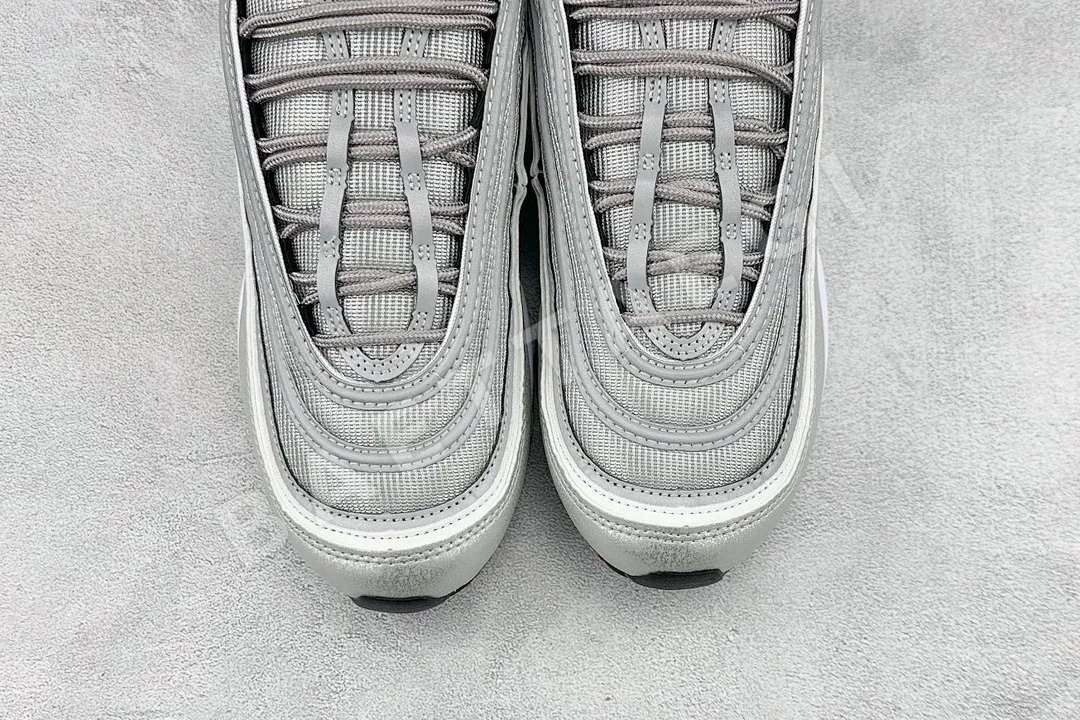나이키 에어 맥스 97 884421-001 200941 Nike Air Max 97 Silver Bullet 상세 이미지 4
