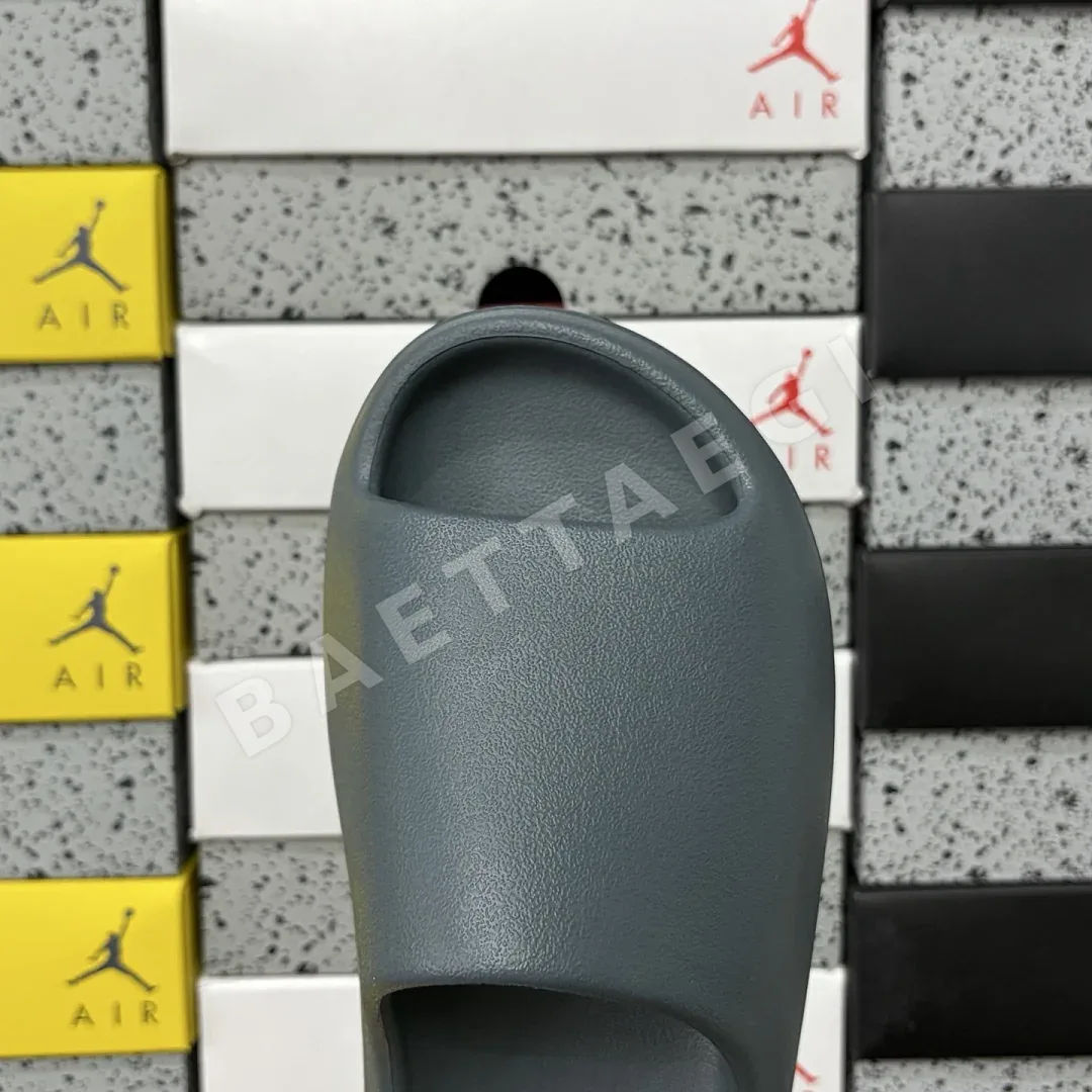 아디다스 [LW] 이지 슬라이드 ID2349 200622 Adidas Yeezy Slide Slate Marine 상세 이미지 4
