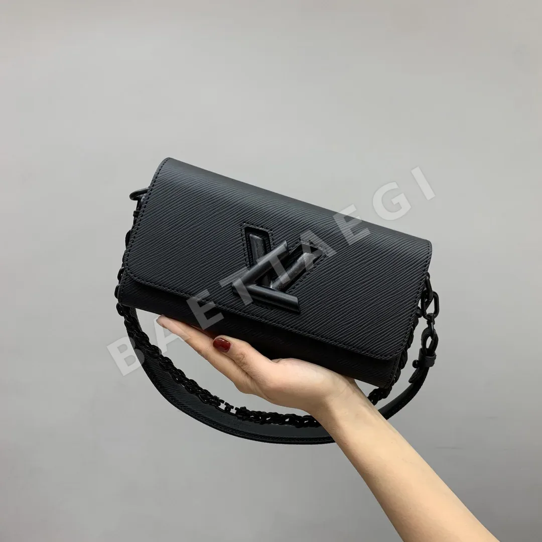 루이비통 피오나 체인 백 가방 M25336