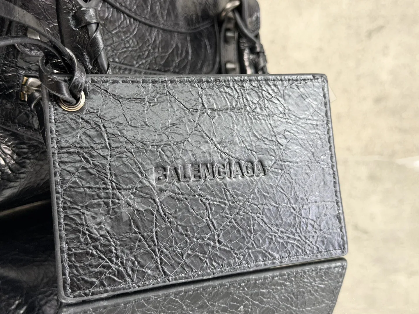발렌시아가 르 시티 퍼스트 핸드백 상세 이미지 14