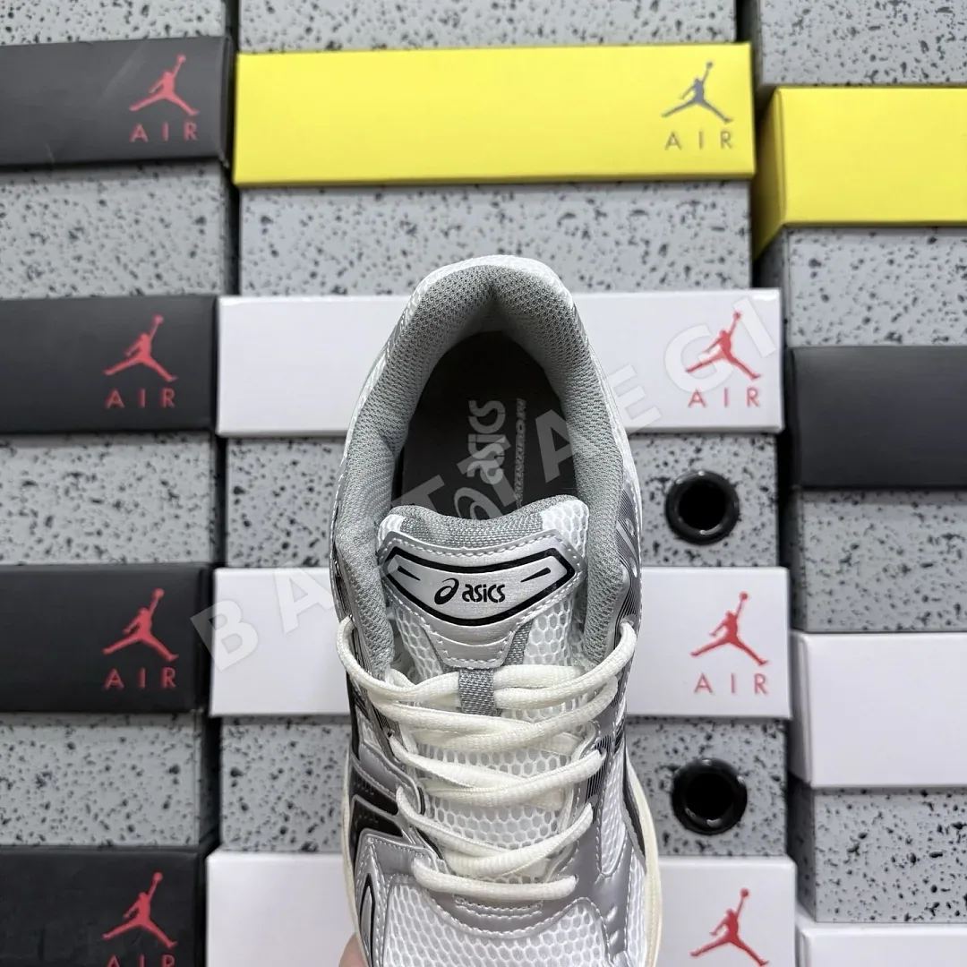 아식스 [WZ] 젤 카야노 14 1201A457-101 200399 Asics Gel-Kayano 14 JJJJound Silver Black 상세 이미지 5
