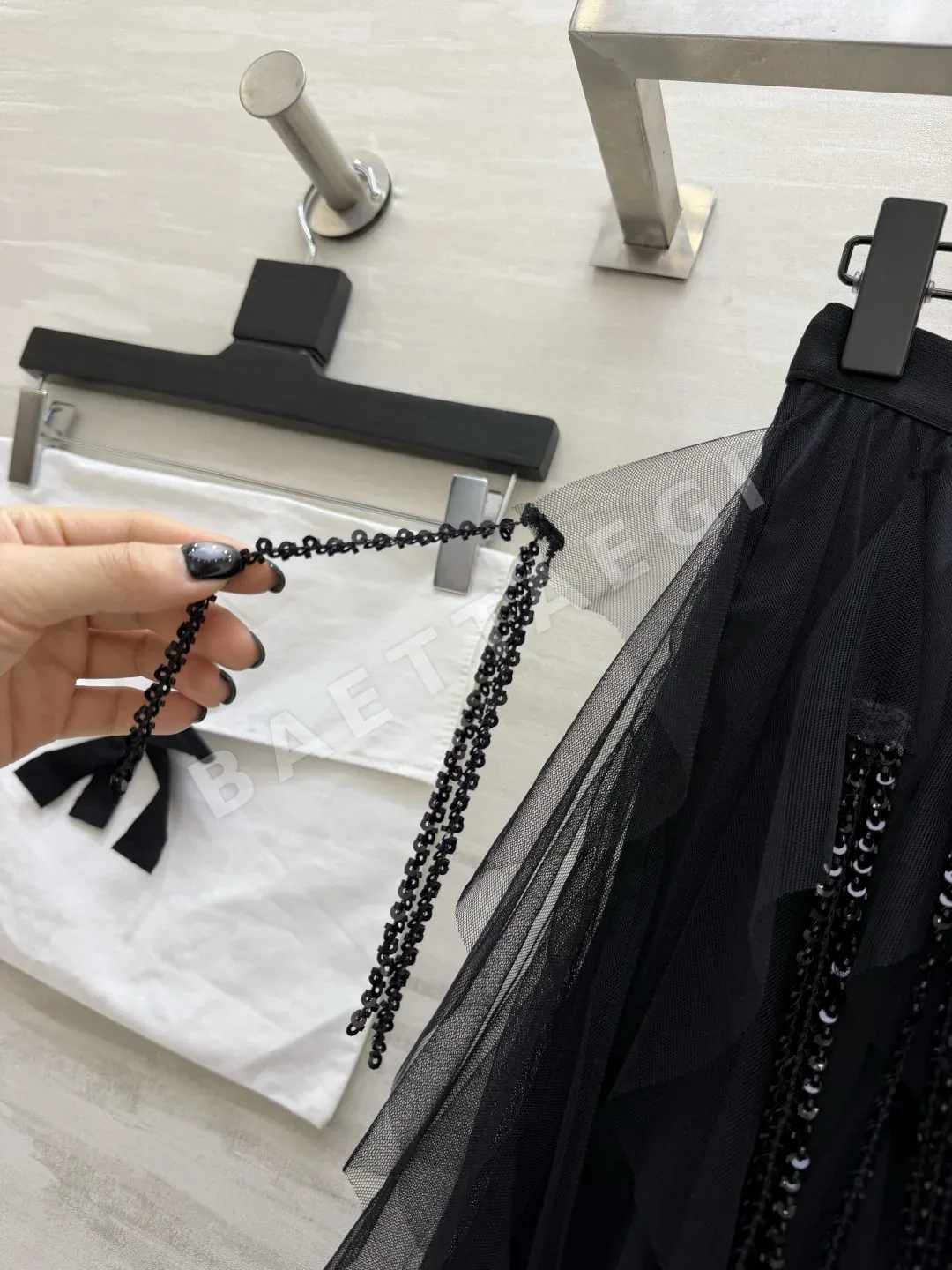 디올 흑백 튤 장식 여성 스커트 상세 이미지 7