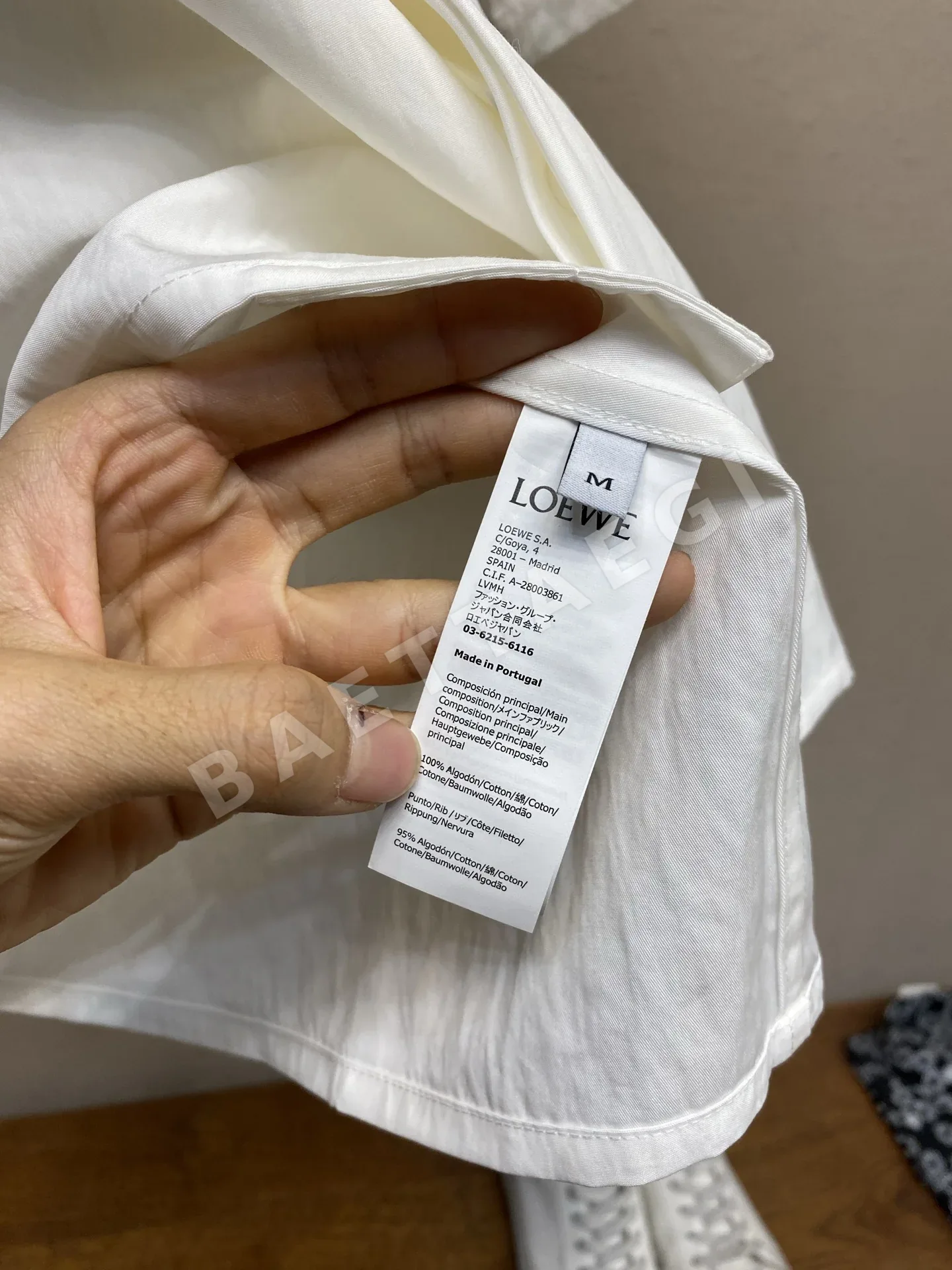 로에베 남성 흰색 카라 반팔 티셔츠 상세 이미지 6