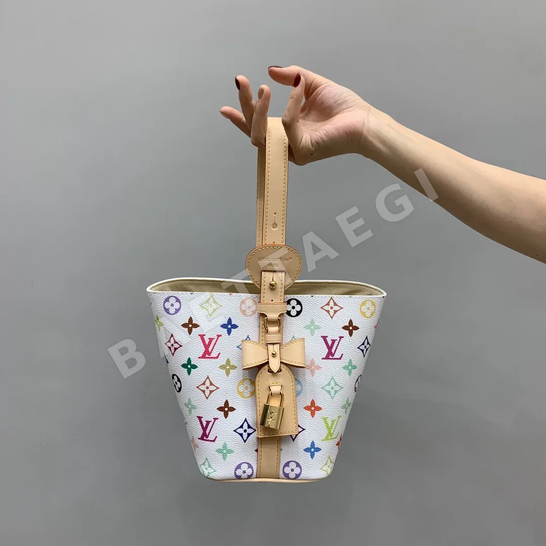 루이비통 화이트 3색 올 인 BB 가방 M13089