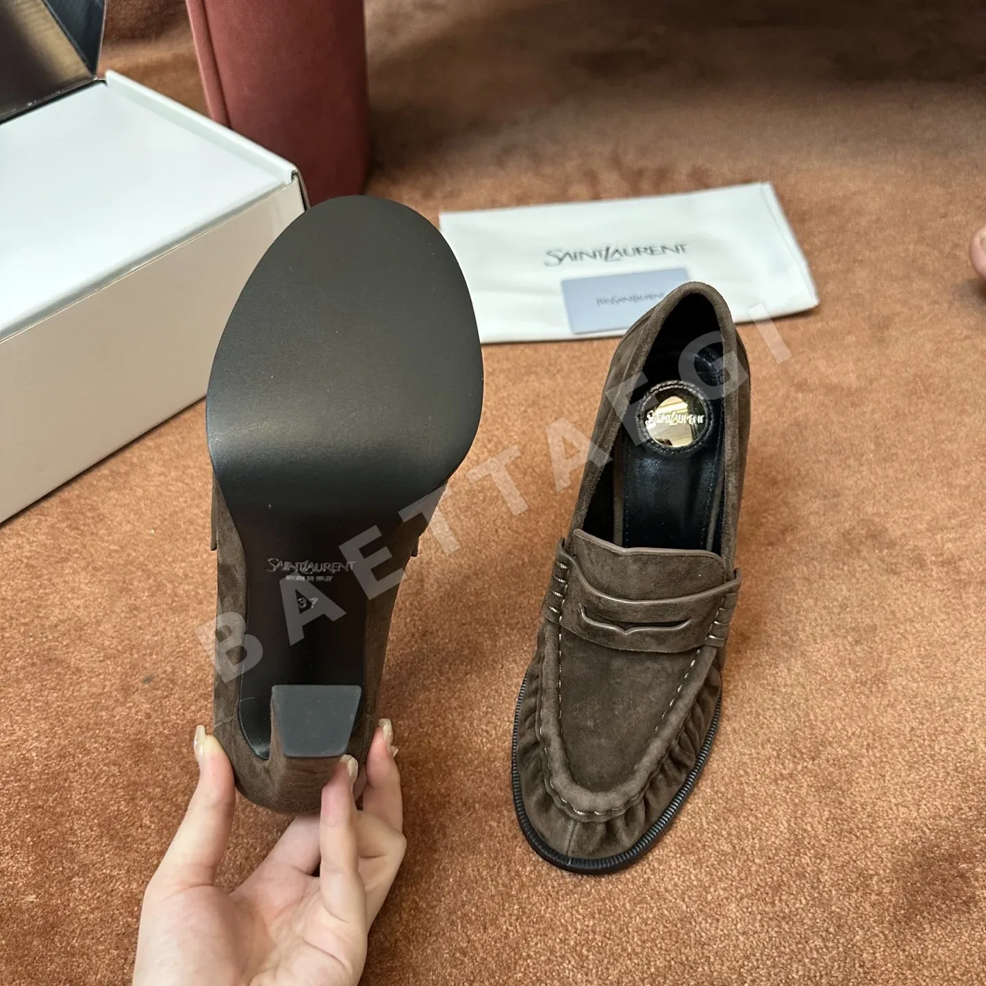 생로랑 YSL 앞코 덮인 플랫 뮬 상세 이미지 7