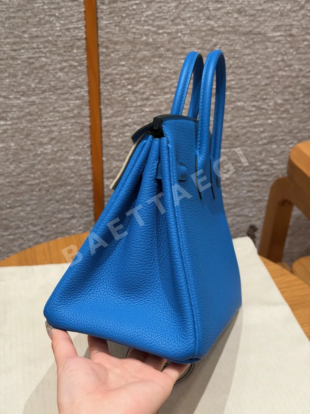 에르메스 버킨 25 블루 블리스풀 토고 가죽 가방 상세 이미지 4