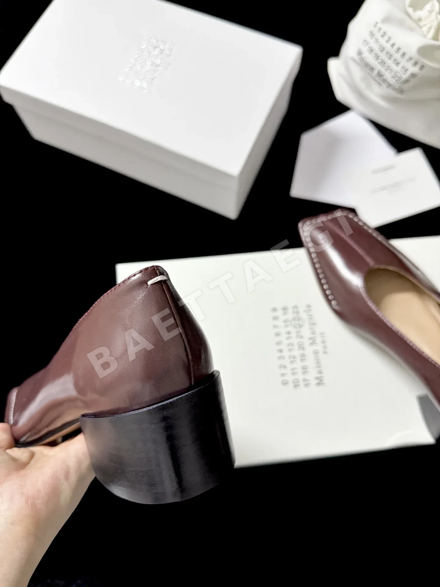 마르지엘라 스퀘어 토 로우힐 슈즈 상세 이미지 8