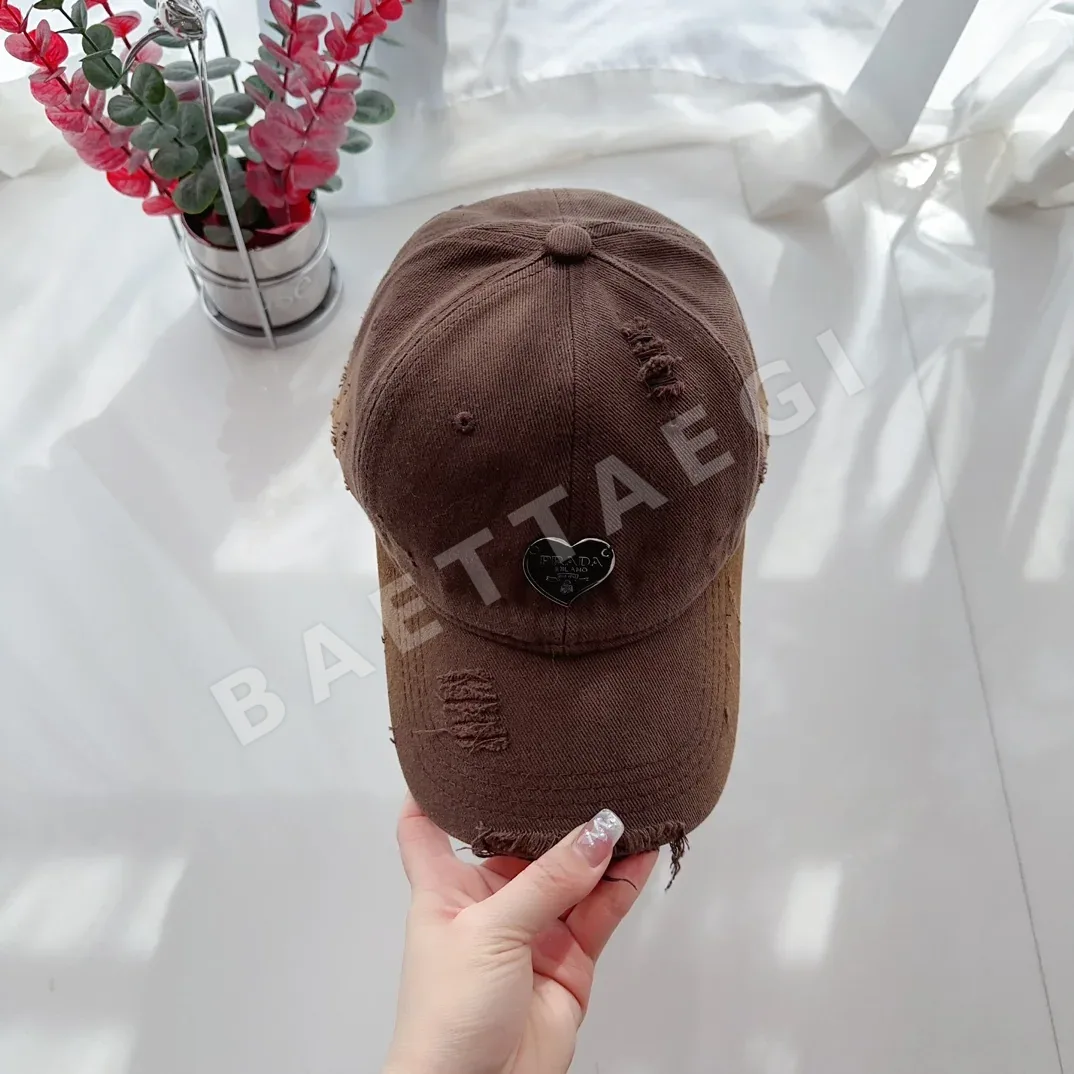 프라다 베이스볼캡 상세 이미지 2