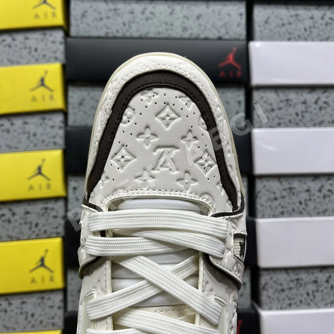 루이비통 [D1] V2 16 화이트 205866 Louis Vuitton V2-16 상세 이미지 6