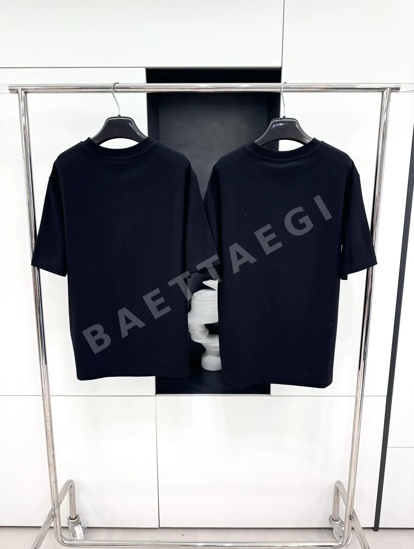 프라다 자카드 로고 남성 반팔 티셔츠 상세 이미지 3