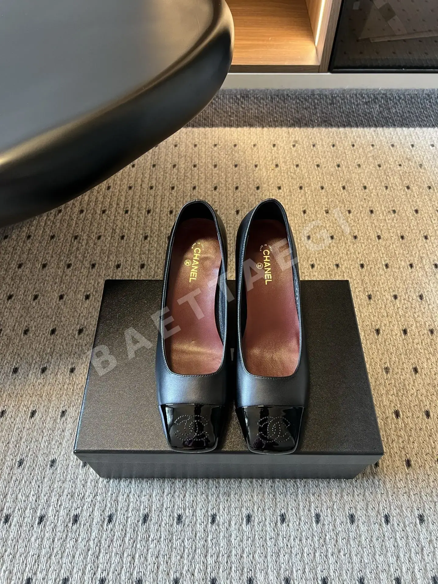 샤넬 컬러 블록 스퀘어토 힐 155509