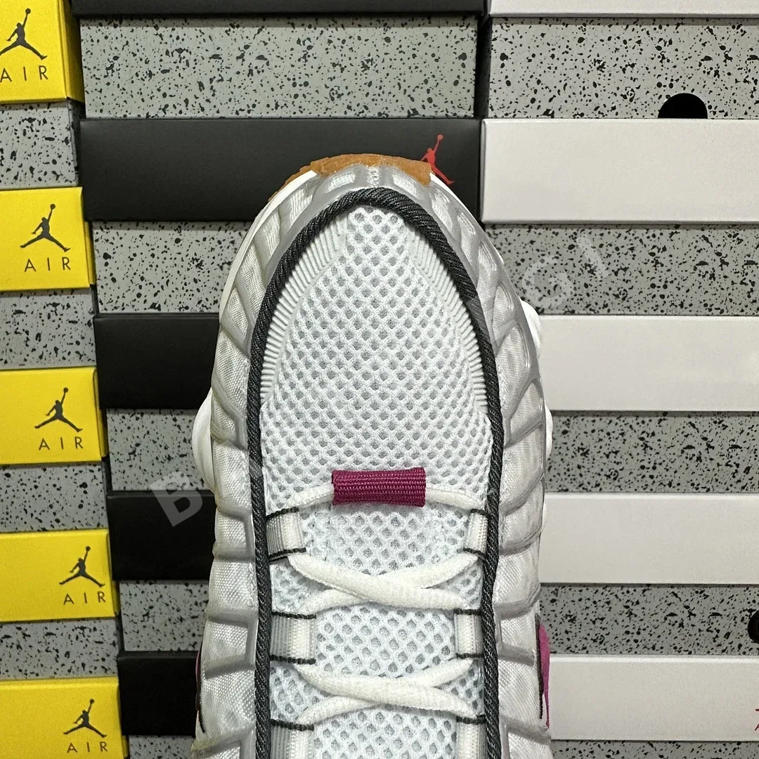 나이키 [WM] 샥스 TL CZ7691-001 201008 Nike Shox TL Size? Viotech 상세 이미지 6