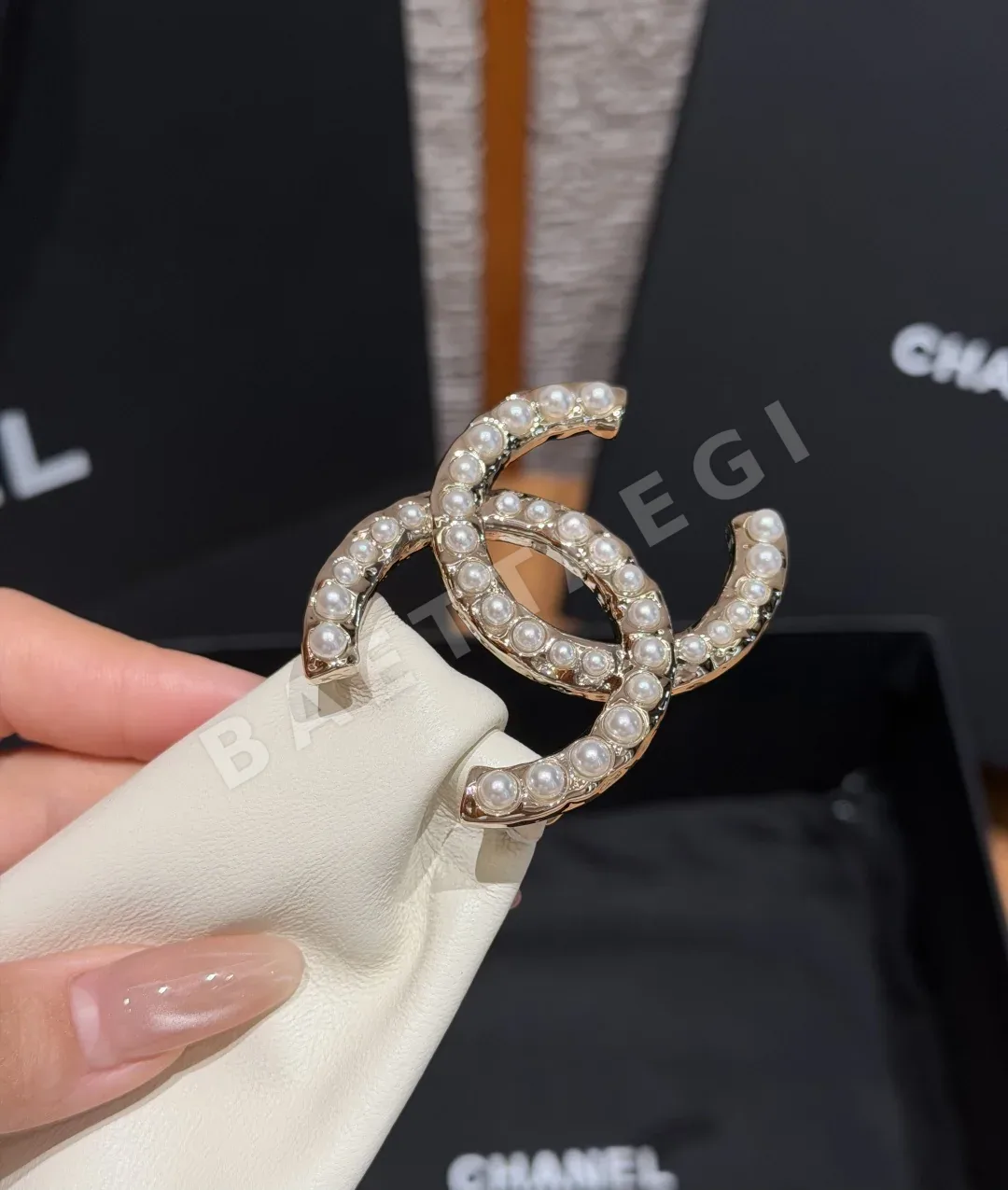 샤넬 진주 더블 C 램스킨 주름 허리 벨트 상세 이미지 5