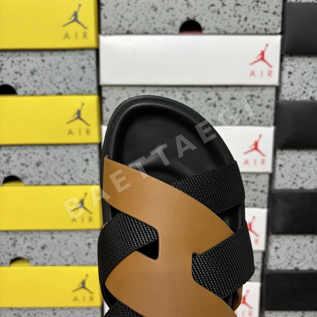 에르메스 [YX] 블랙 205760 Hermes Chypre Sandal 상세 이미지 9
