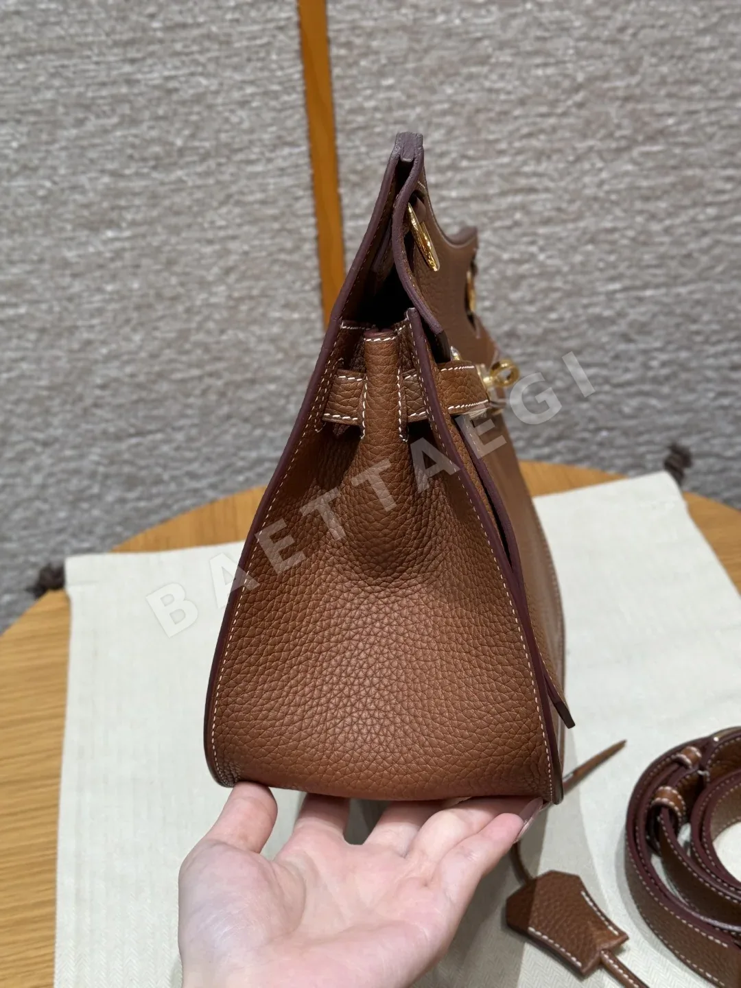 에르메스 지프시에르 골든 브라운 가방 상세 이미지 3