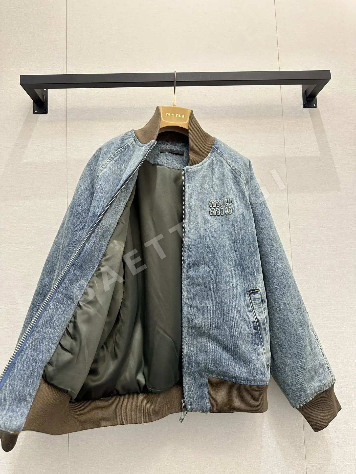 미우미우 라이트 블루 데님 자켓 상세 이미지 8