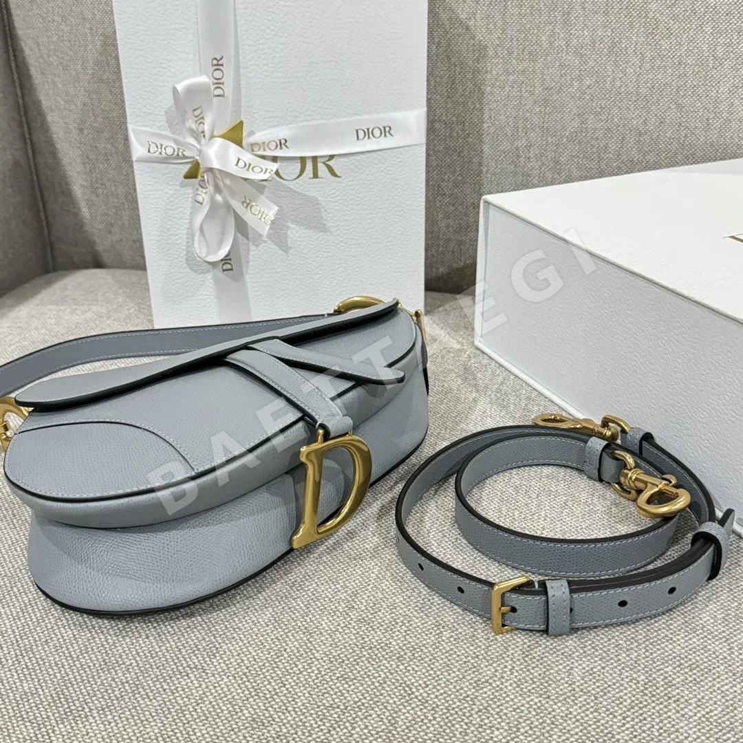디올 대형 말굽 25 블루 가방 상세 이미지 7