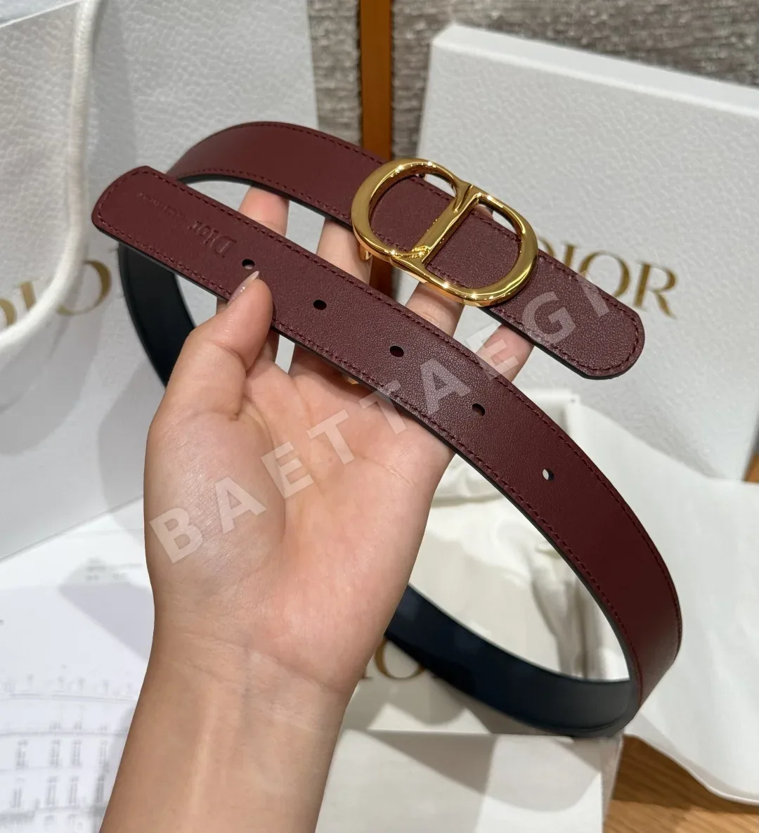 디올 아이콘 리버시블 소가죽 벨트 상세 이미지 5