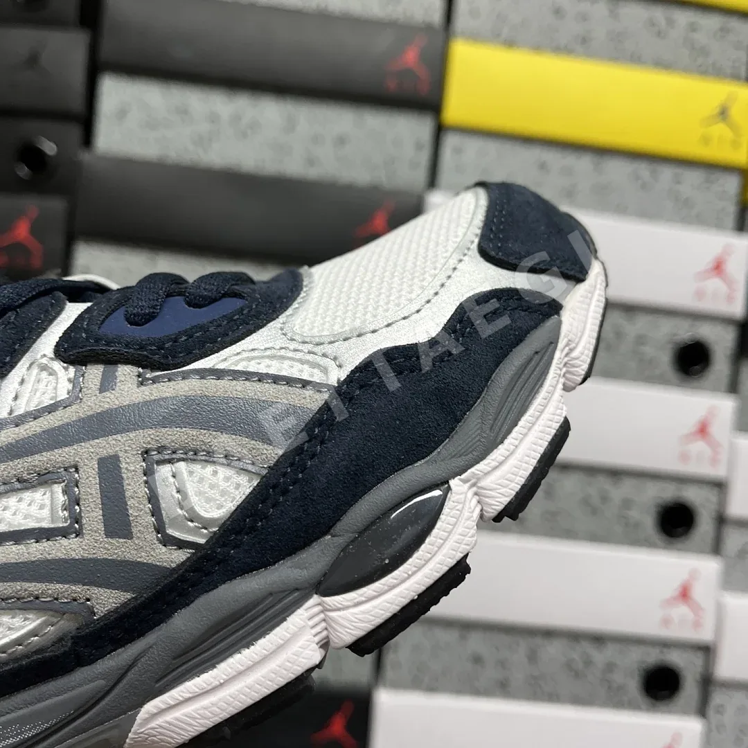 아식스 [RT] 젤 NYC 1201A789-100 200355 Asics Gel-NYC Yankees 상세 이미지 4
