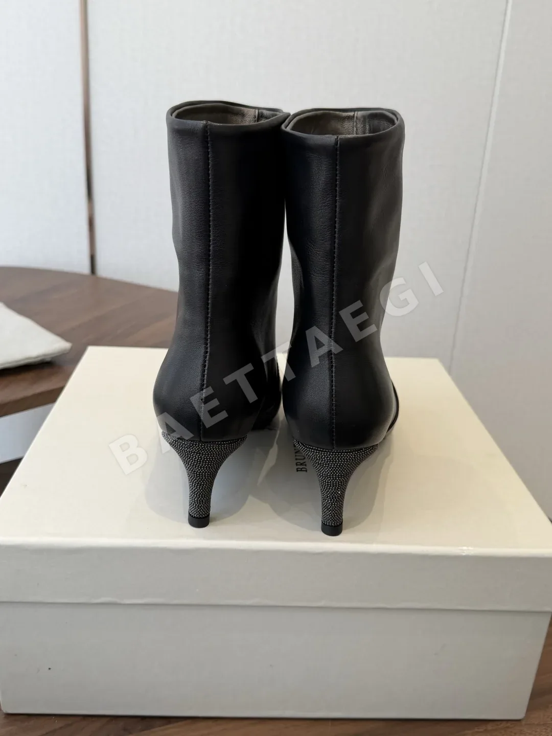 브루넬로쿠치넬리 스틸레토 힐 미드카프 부츠 상세 이미지 8