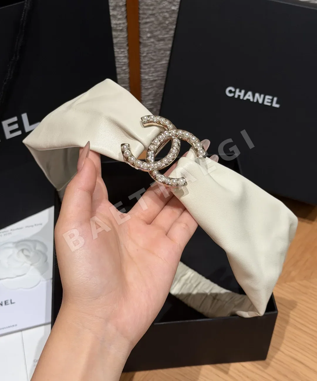 샤넬 진주 더블 C 램스킨 주름 허리 벨트 176997