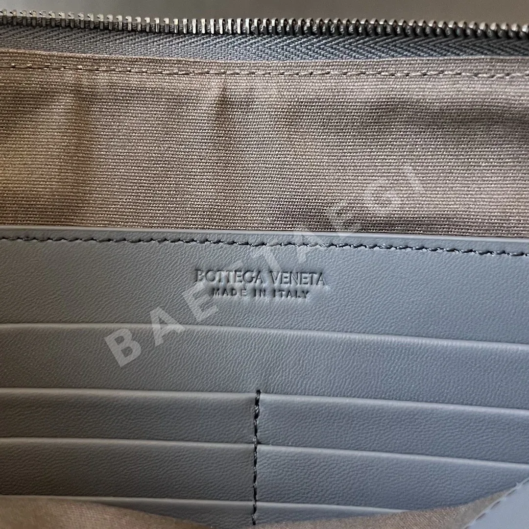 보테가베네타 위빙 송아지가죽 클러치 가방 상세 이미지 7