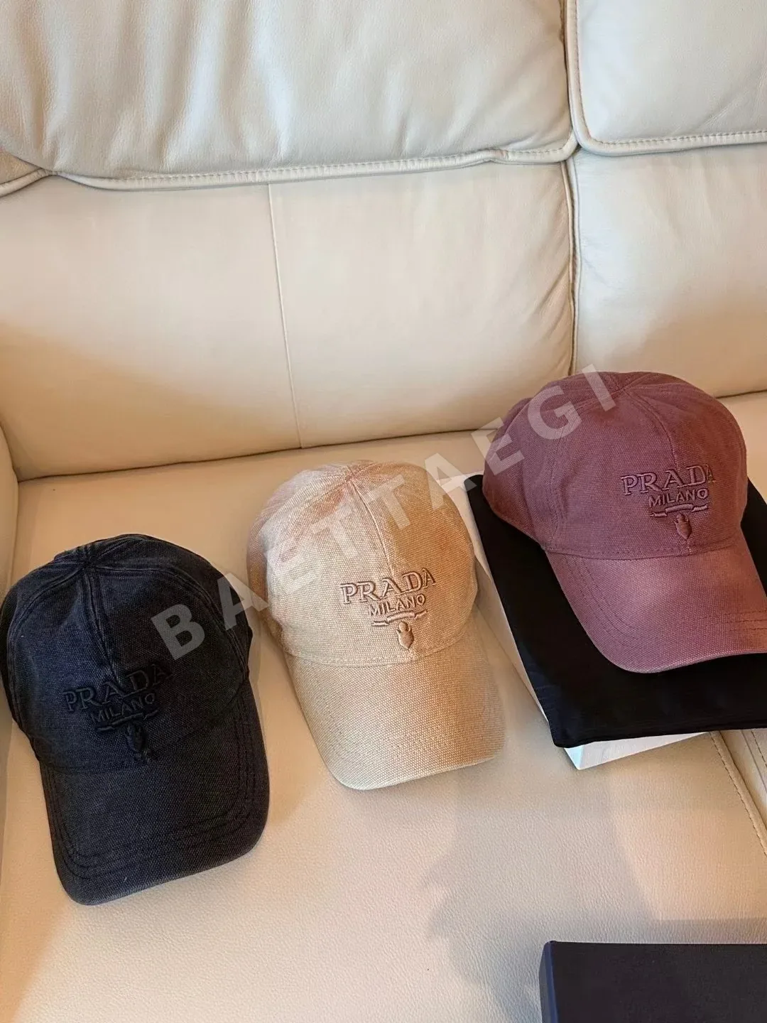 프라다 워시 데미지 가공 피셔맨 캡 상세 이미지 3