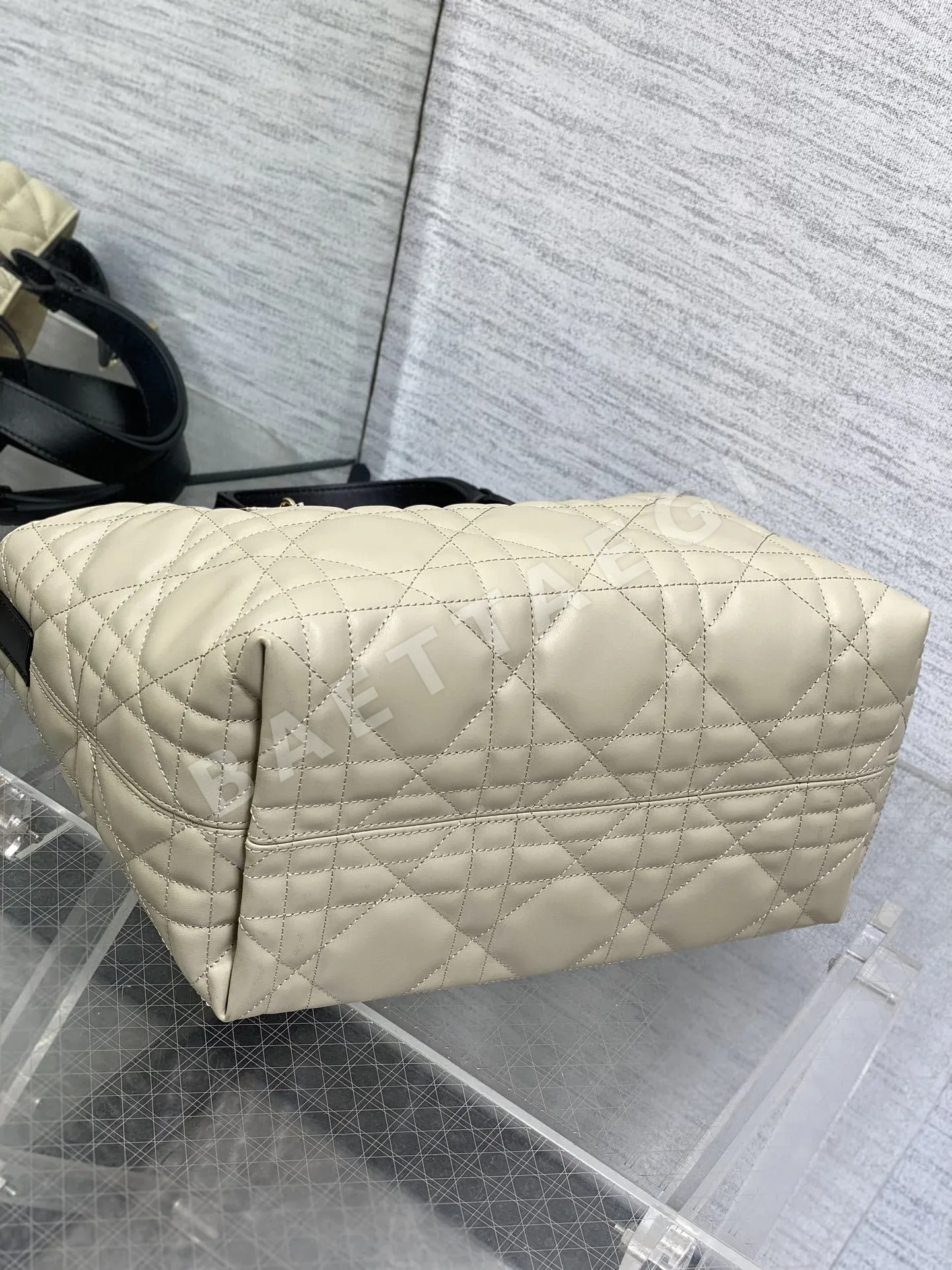 디올 뚜주흐 코듀로이 토트백 상세 이미지 7