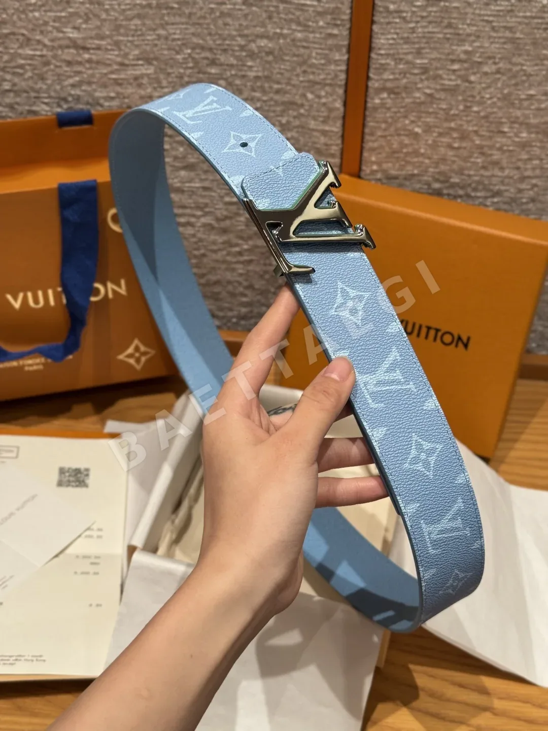 루이비통 이니셜 40mm 리버시블 벨트 상세 이미지 3