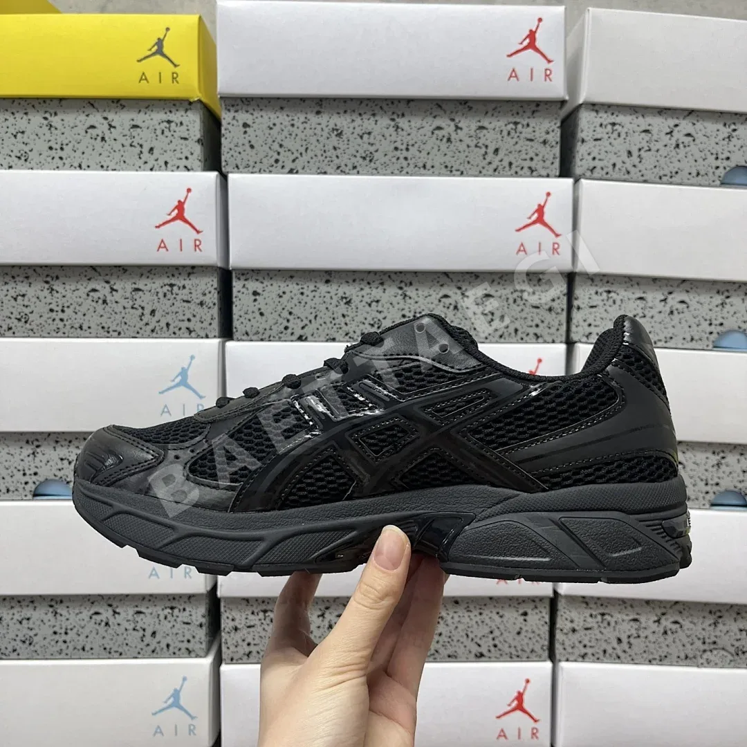 아식스 [VP] 젤 1130 1201A256-002 200315 Asics Gel-1130 Black Graphite Grey 상세 이미지 2