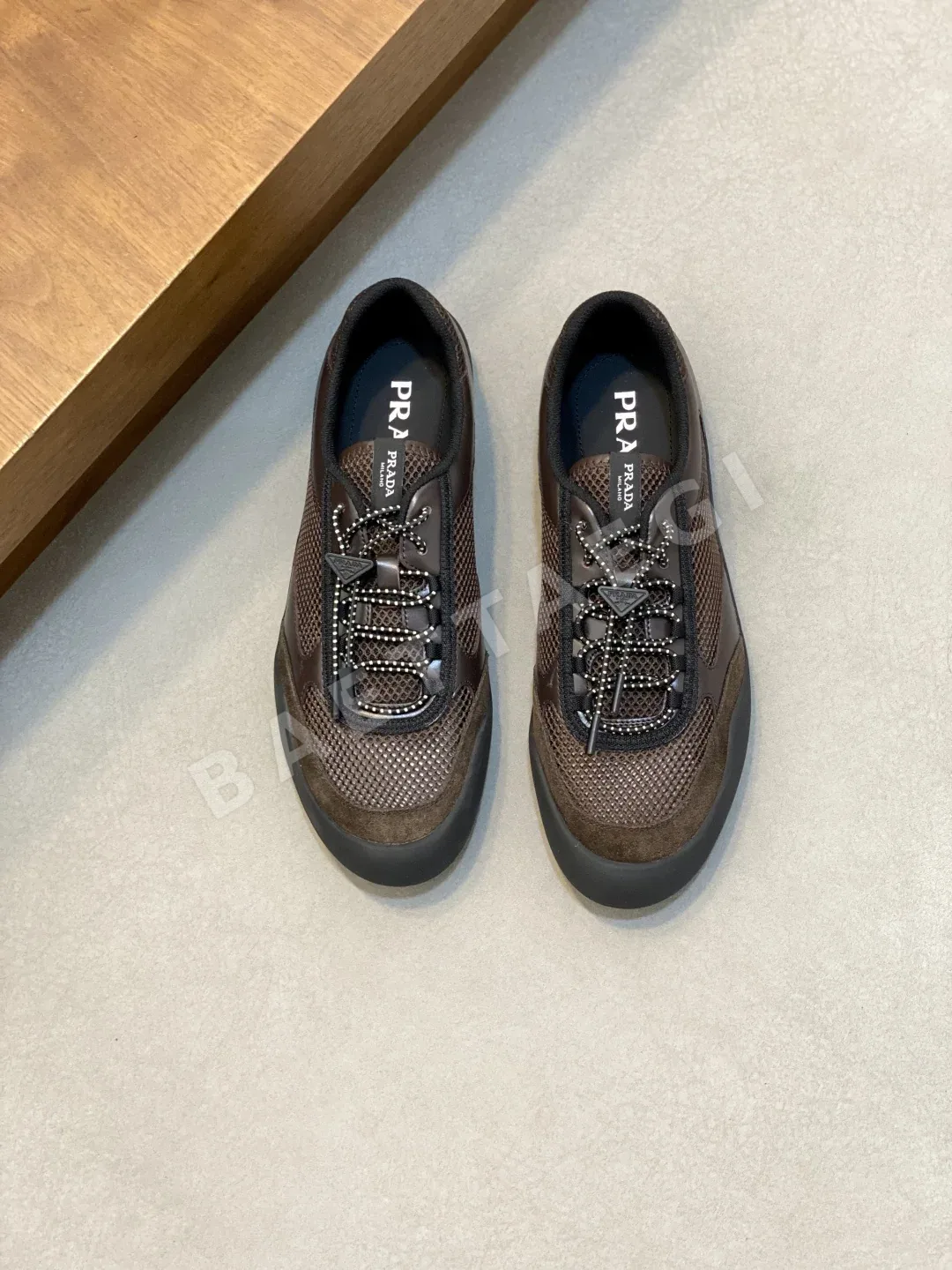 프라다 스피드록 남성 스니커즈 152172