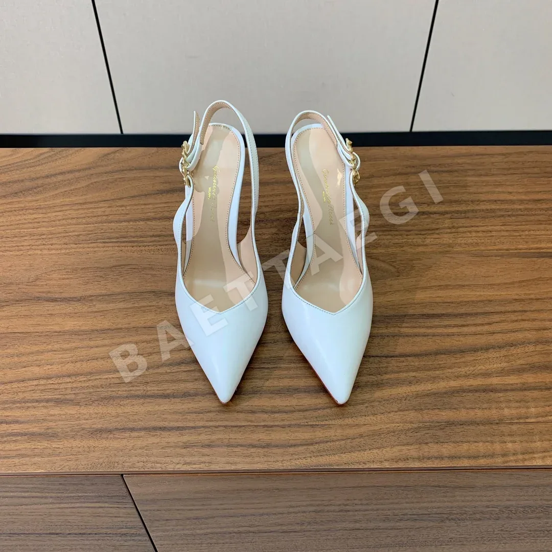 지안비토 라인스톤 힐 오픈백 샌들 75178