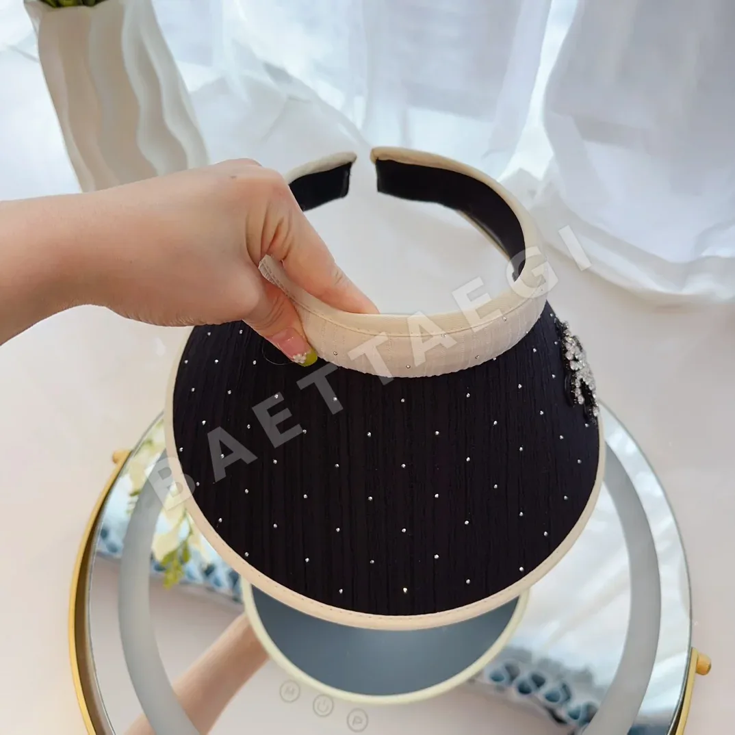 셀린느 안개꽃 무늬 바이저 상세 이미지 3