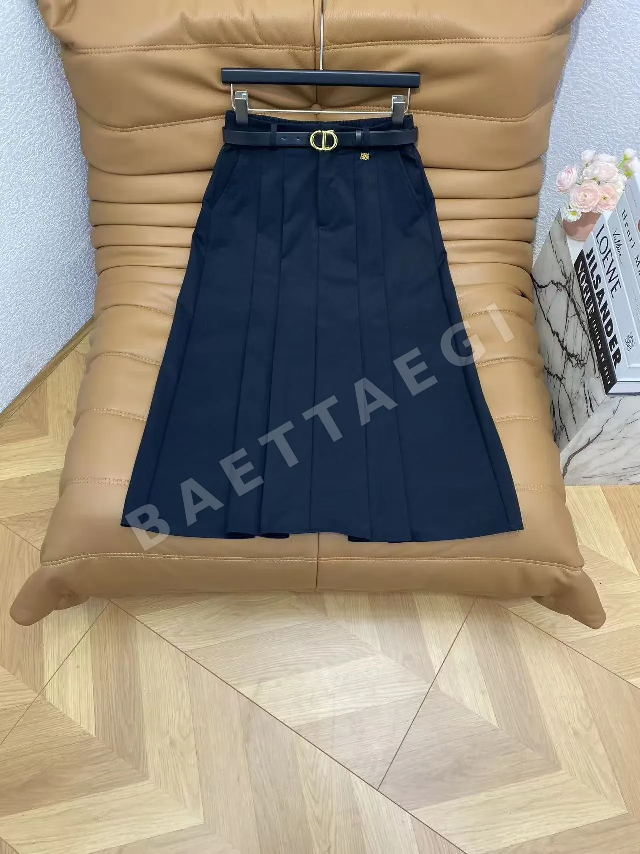 디올 하이웨이스트 플리츠 A라인 미디 스커트 상세 이미지 3