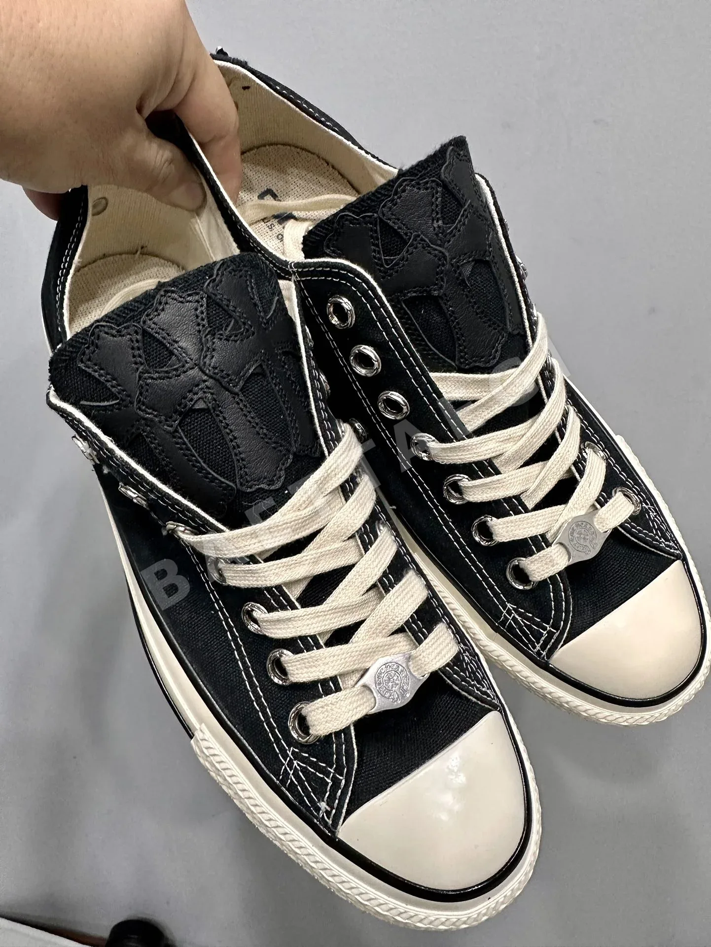 크롬하츠 스니커즈 캔버스 은도금 화이트 브라스 162990