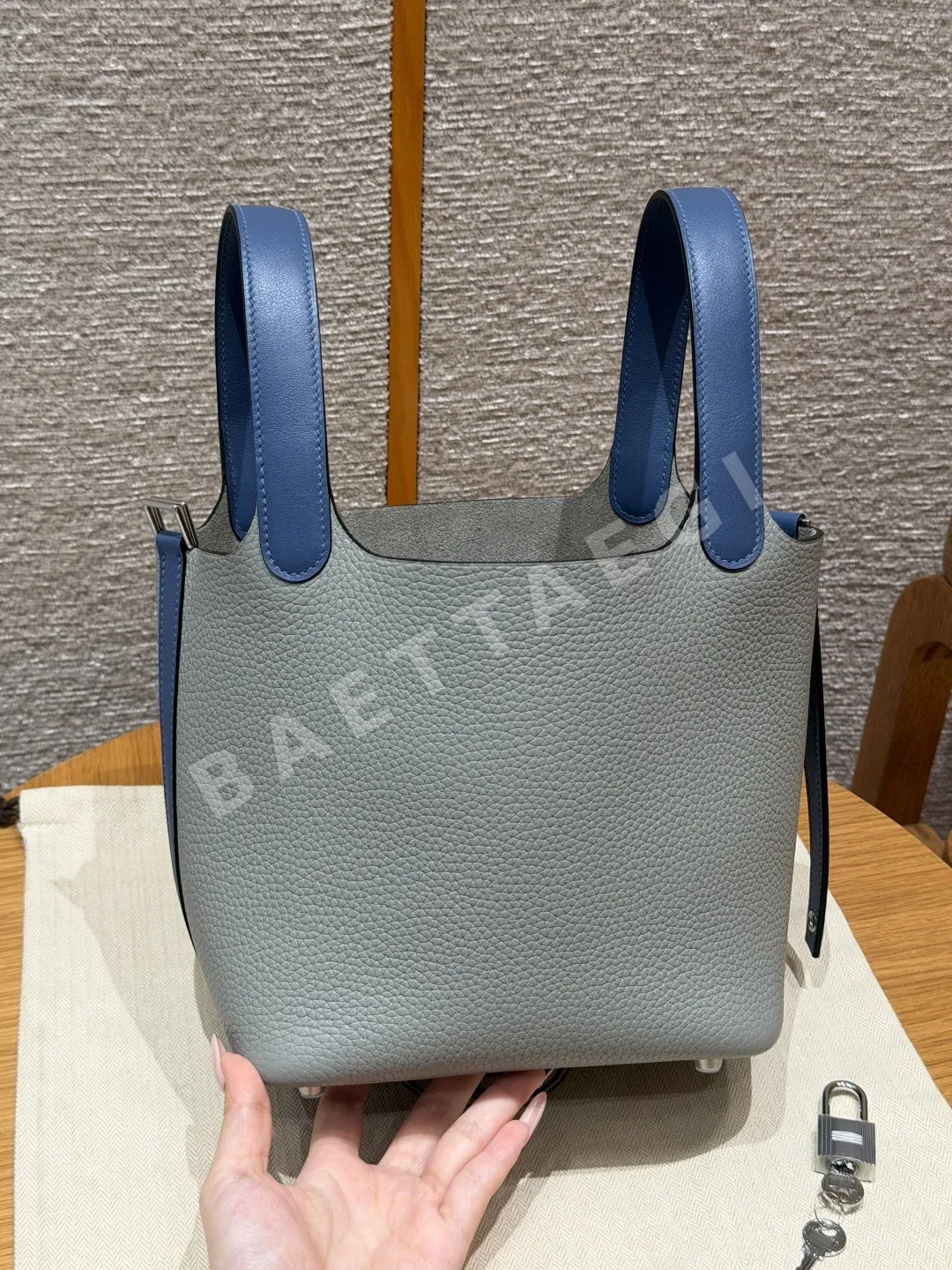 에르메스 피코탄 락 18 cm 가방 상세 이미지 3
