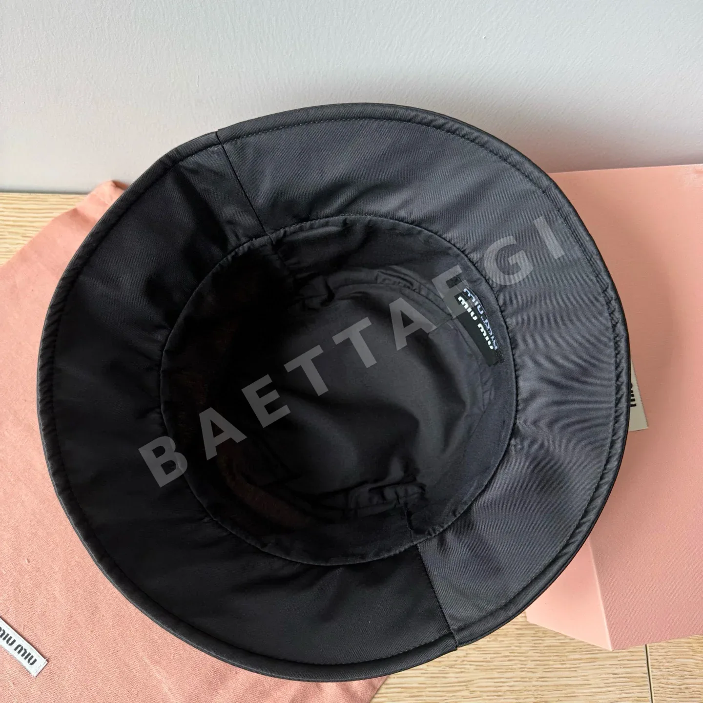 미우미우 모자 81297 Miu Miu Cap 상세 이미지 7